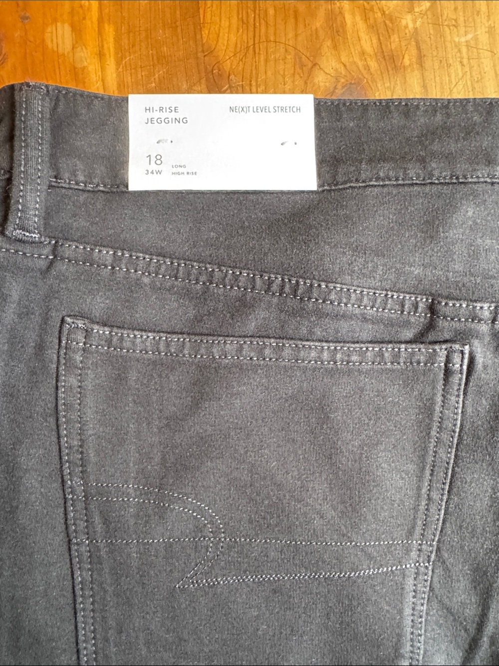 American Eagle Outfitters Women’s Hi-Rise Jegging